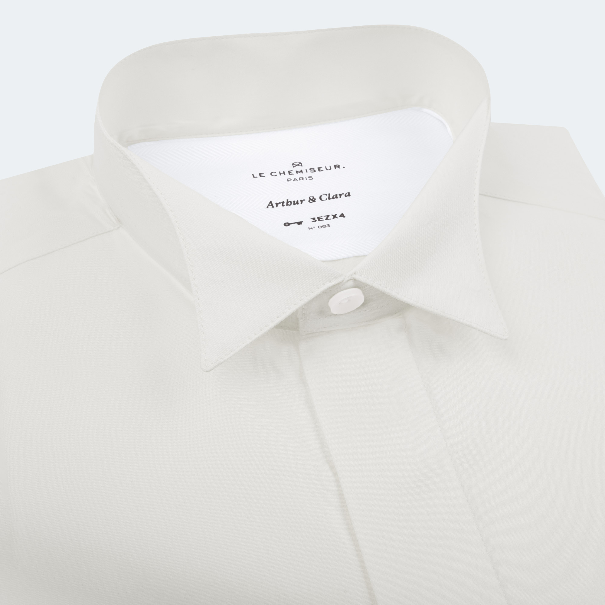 Chemise col cassé packshot LE CHEMISEUR